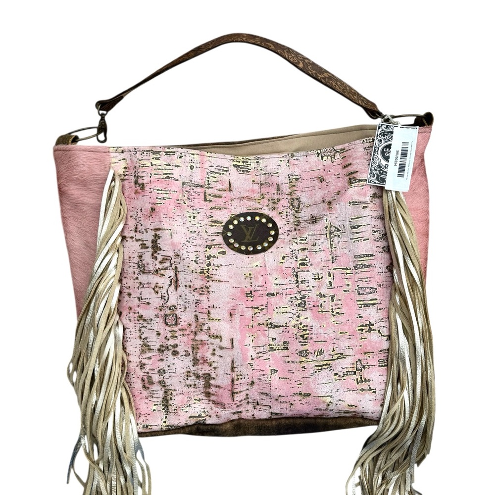 ๐ Keep it Gypsy Shoulder Bag Gold Pink Fringe - Picture 4 of 16